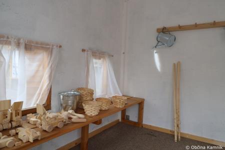 Čarobne zgodbe slovenskih vasi  (44)